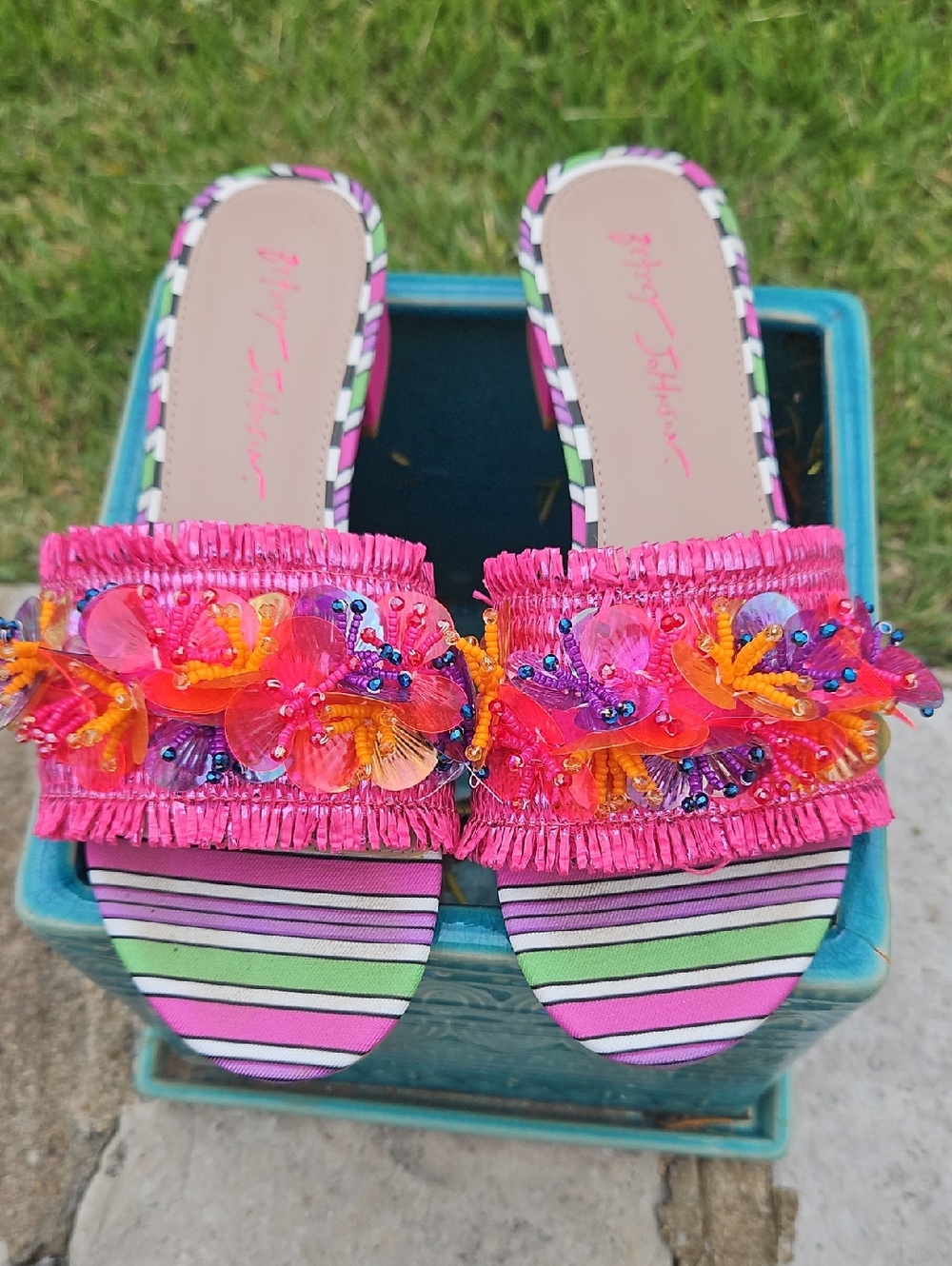 Betsey Johnson Peyton Pink Raffia Floral Beaded Slide Mules